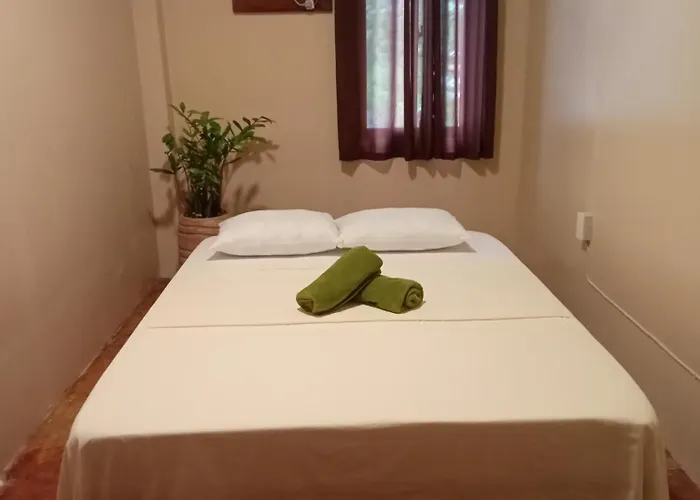 Hostel Laguno And
